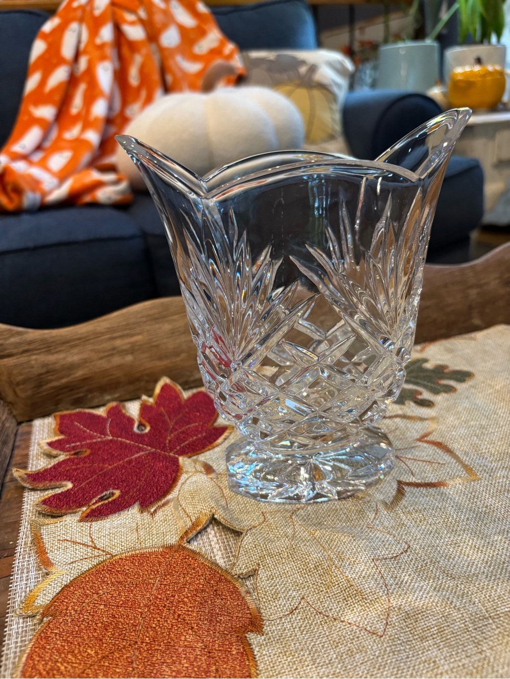 Noritake Hampton Hall collection full lead crystal oval banquet vase.